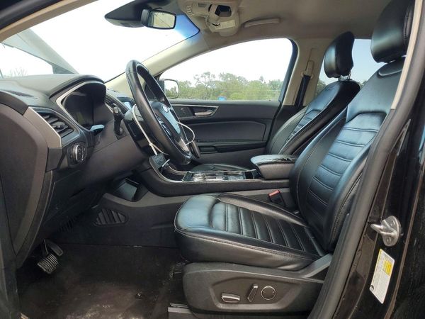 2019 FORD EDGE SEL — DENT