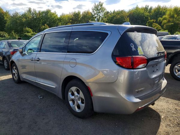 2017 CHRYSLER PACIFICA Touring L Plus — DSRA