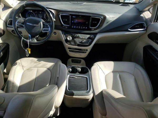 2017 CHRYSLER PACIFICA Touring L Plus — CKPT
