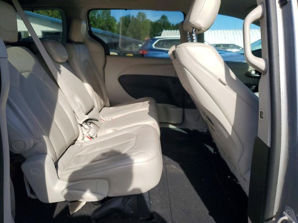 2017 CHRYSLER PACIFICA Touring L Plus — PSRS