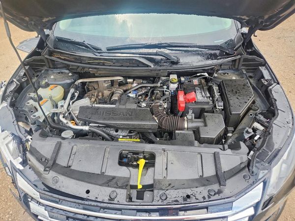 2026 NISSAN ROGUE SL — Engine bay