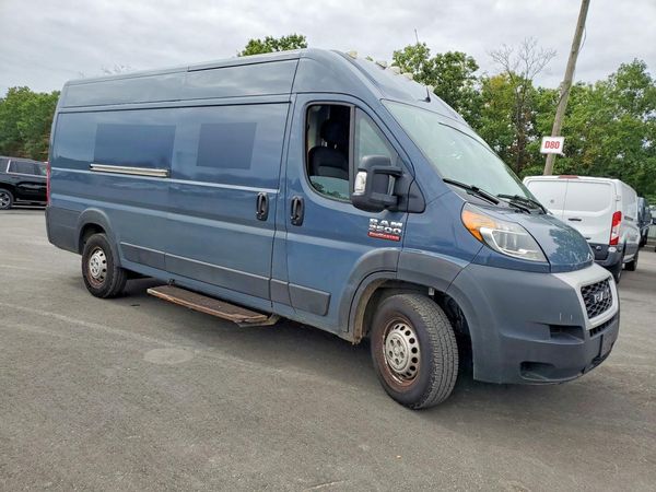 2021 RAM PROMASTER 3500 — Passenger 3/4