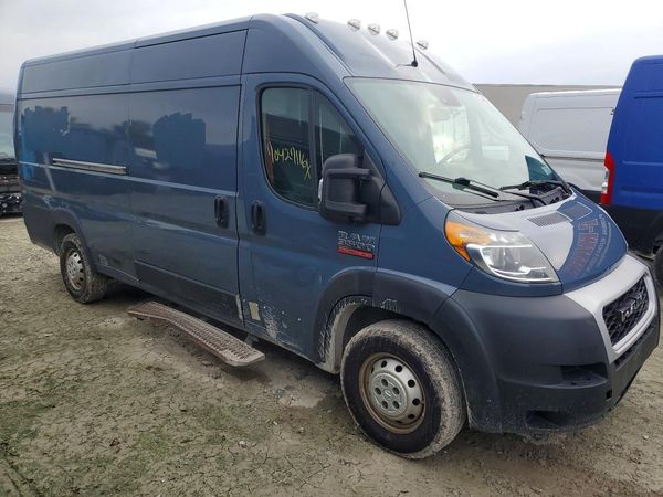 2021 RAM PROMASTER 3500 — Passenger 3/4