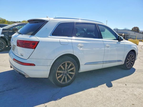 2017 AUDI Q7 quattro Premium Plus — PSRA