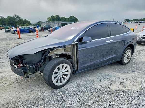 2018 TESLA MODEL X — DSFA — Front 3/4