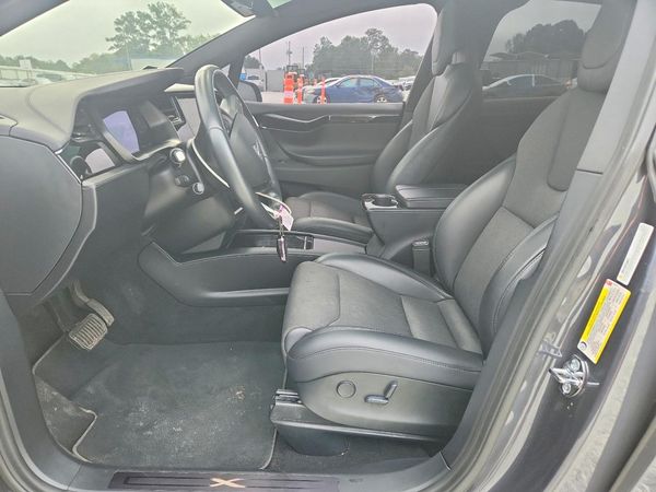 2018 TESLA MODEL X — DENT