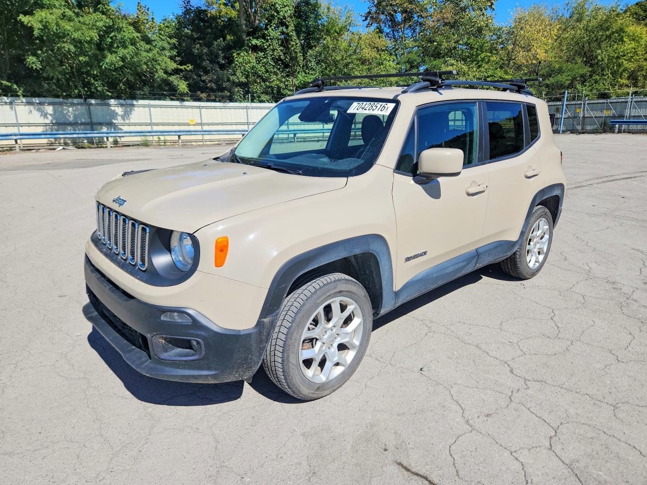 2016 JEEP RENEGADE — Front 3/4