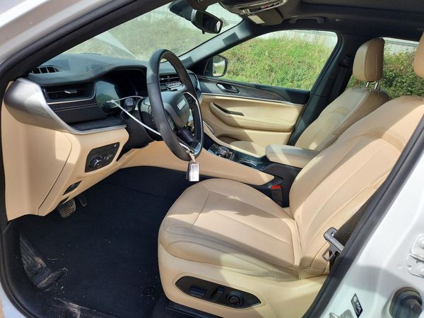 2024 JEEP GRAND CHEROKEE Limited 4XE — DENT
