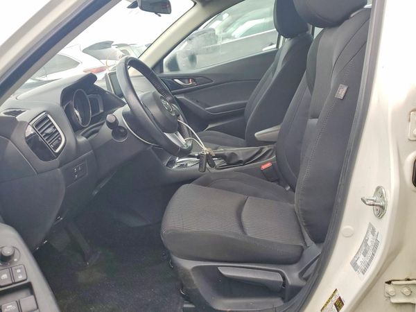 2016 MAZDA 3 Touring/GS — DENT