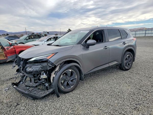 2024 NISSAN ROGUE SV — Front 3/4