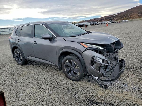 2024 NISSAN ROGUE SV — Passenger 3/4