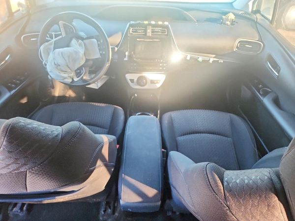 2018 TOYOTA PRIUS Plus/Premium/Advanced — CKPT