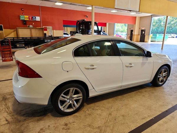 2015 VOLVO S60 Premier (non R design) — PSRA