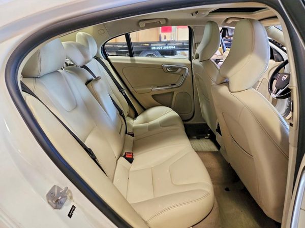 2015 VOLVO S60 Premier (non R design) — PSRS
