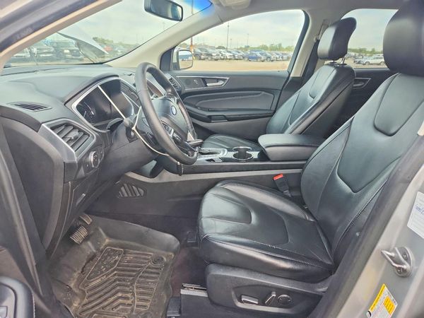 2017 FORD EDGE Titanium — DENT