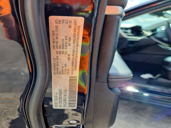 2024 JEEP GRAND CHEROKEE Limited 4XE — VINS