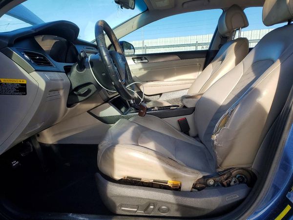 2017 HYUNDAI SONATA — DENT