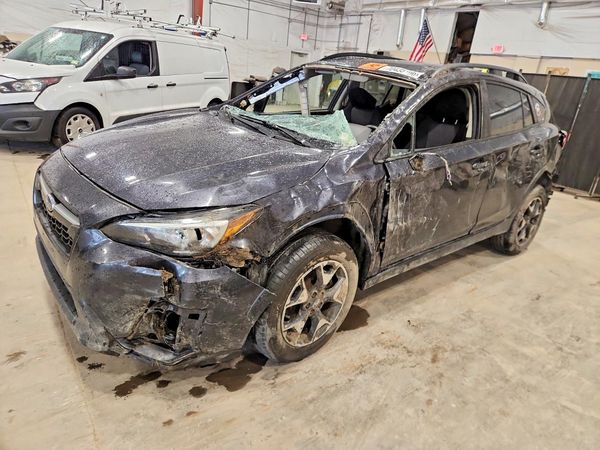 2019 SUBARU CROSSTREK Premium — Front 3/4
