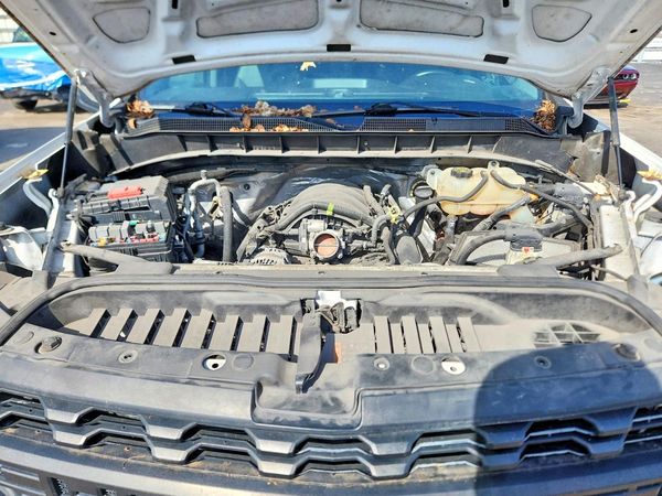 2019 CHEVROLET SILVERADO Work Truck — Engine bay