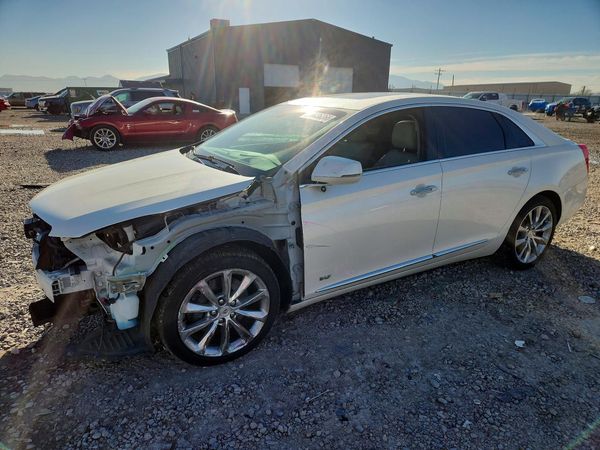 2014 CADILLAC XTS — DSFA — Front 3/4