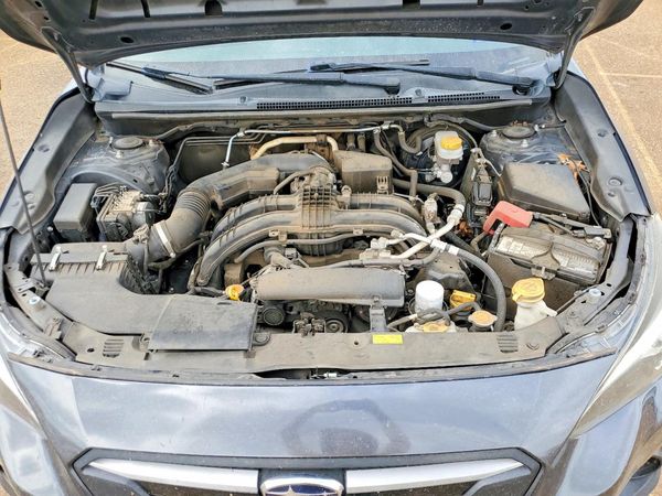 2018 SUBARU CROSSTREK Base — Engine bay