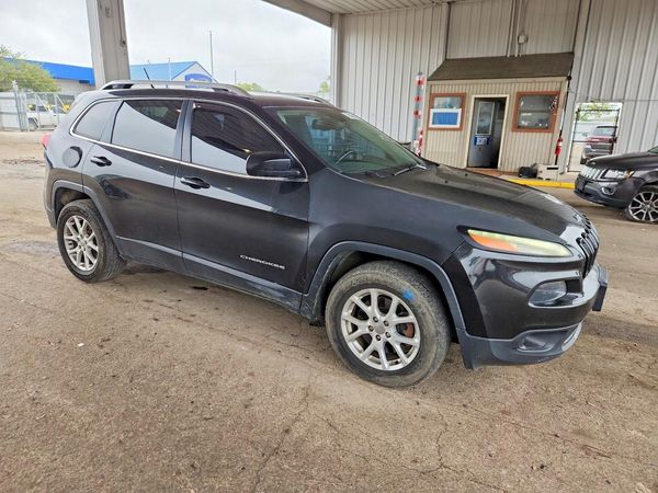 2015 JEEP CHEROKEE Latitude — Passenger 3/4