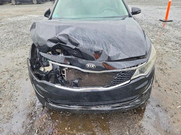 2018 KIA OPTIMA EX — Engine bay