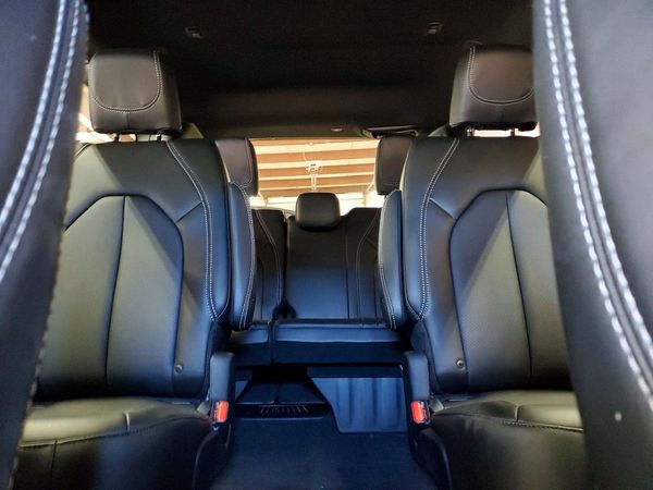 2027 CHRYSLER PACIFICA Select — SUVN