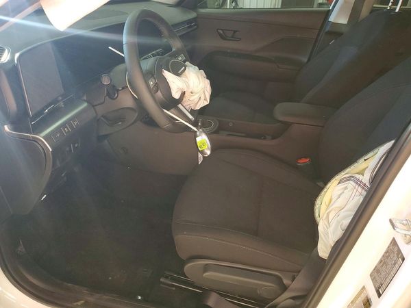 2026 HYUNDAI KONA SEL Sport — DENT