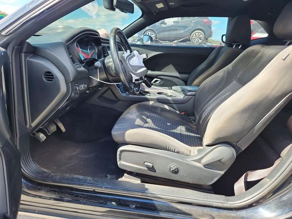 2019 DODGE CHALLENGER SXT — DENT