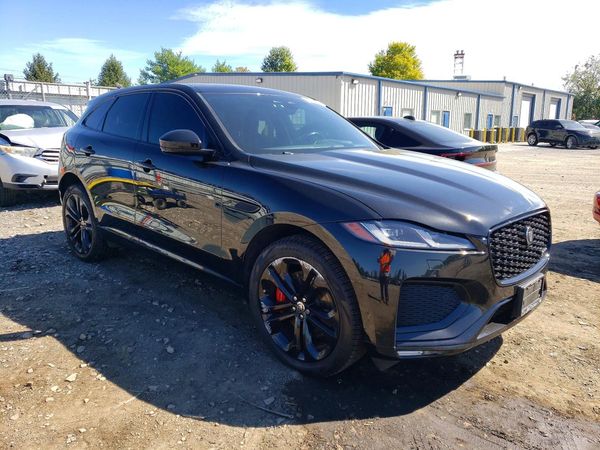 2024 JAGUAR F-PACE P400 R-Dynamic S — Passenger 3/4