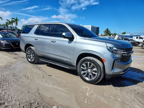 2024 CHEVROLET TAHOE LS — Passenger 3/4