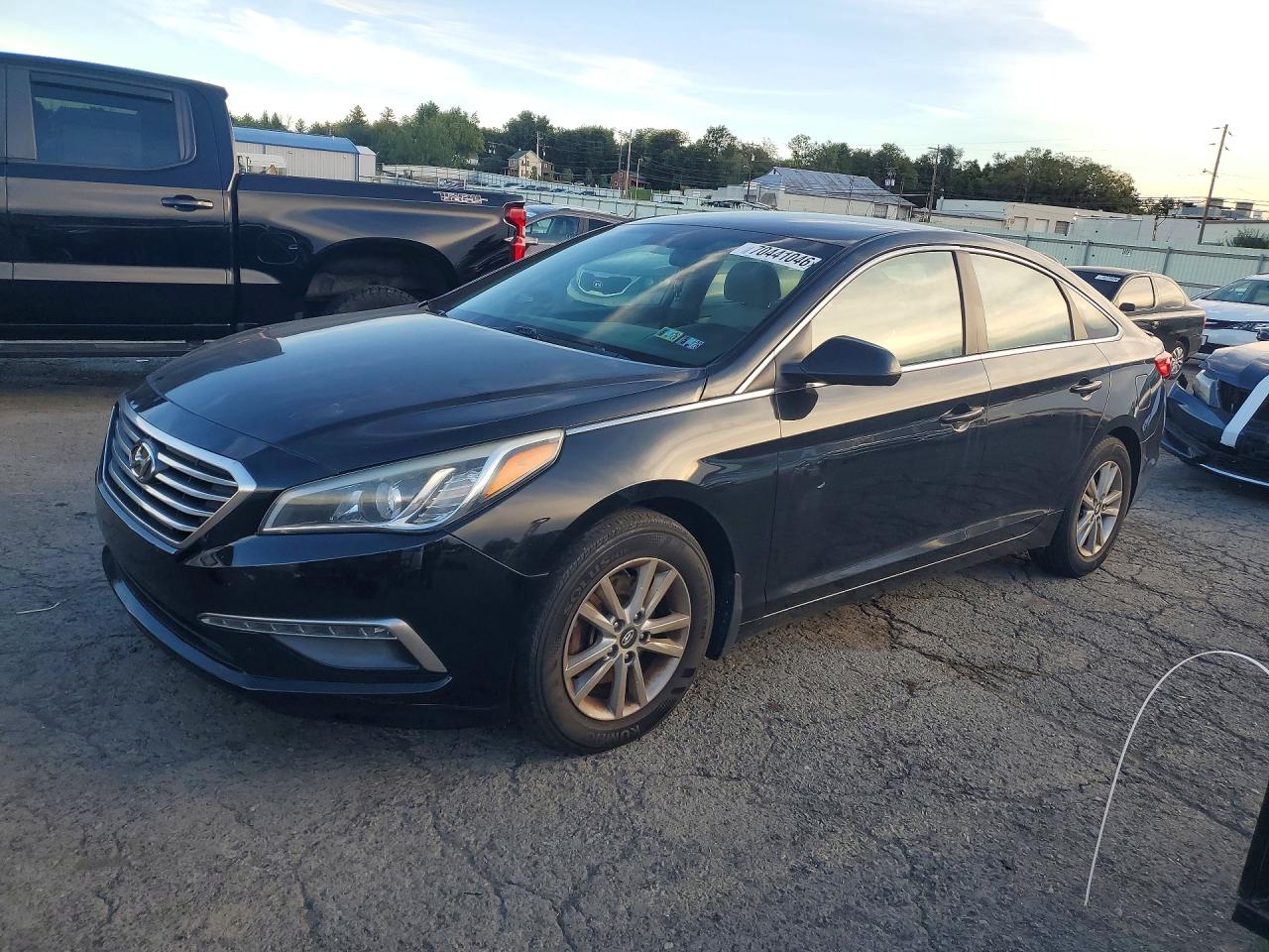 2015 HYUNDAI SONATA SE, ECO — Front 3/4