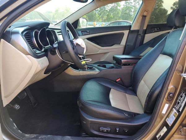 2013 KIA OPTIMA LX — DENT