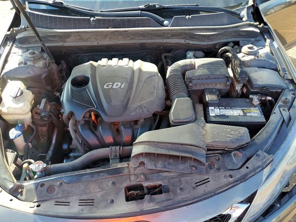 2013 KIA OPTIMA LX — Engine bay