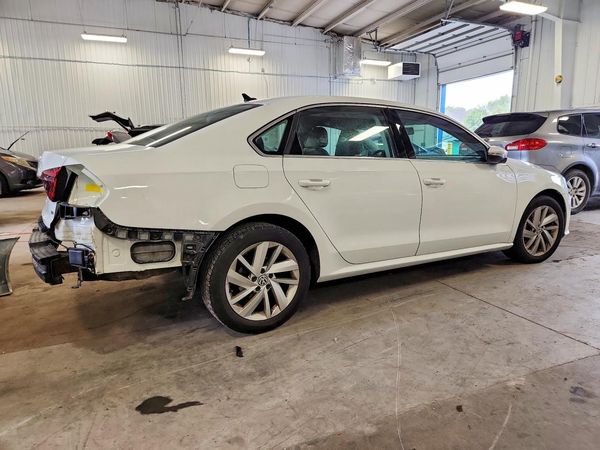 2018 VOLKSWAGEN PASSAT SE, SE w/ Technology — PSRA