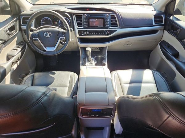2019 TOYOTA HIGHLANDER LE — CKPT