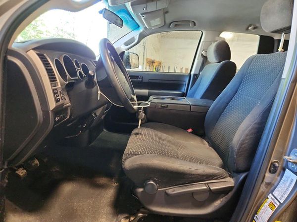 2012 TOYOTA TUNDRA SR5 — DENT