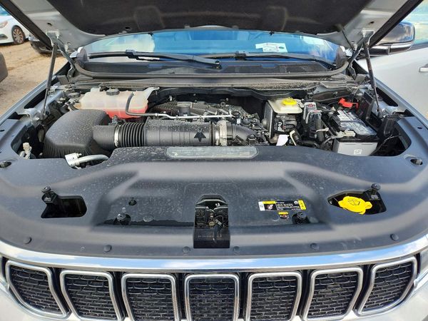 2023 JEEP WAGONEER Series II — Engine bay