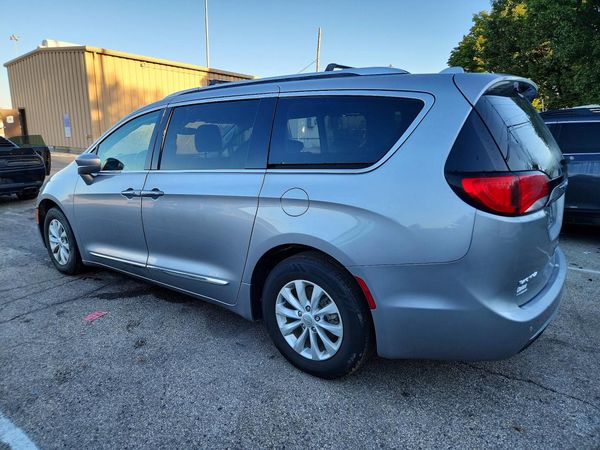 2019 CHRYSLER PACIFICA Touring L — DSRA