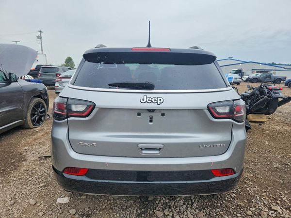 2023 JEEP COMPASS Limited — DIRR