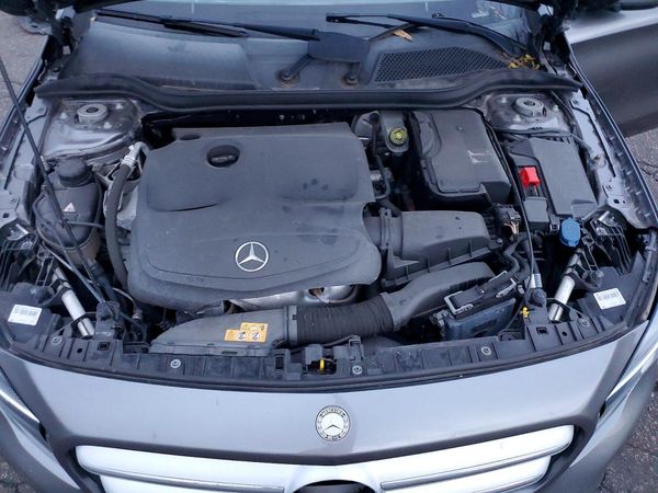 2017 MERCEDES-BENZ GLA-CLASS GLA250-4M — Engine bay