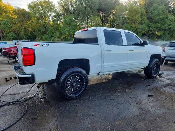 2018 CHEVROLET SILVERADO LT — PSRA