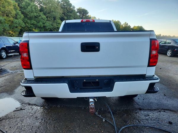 2018 CHEVROLET SILVERADO LT — DIRR