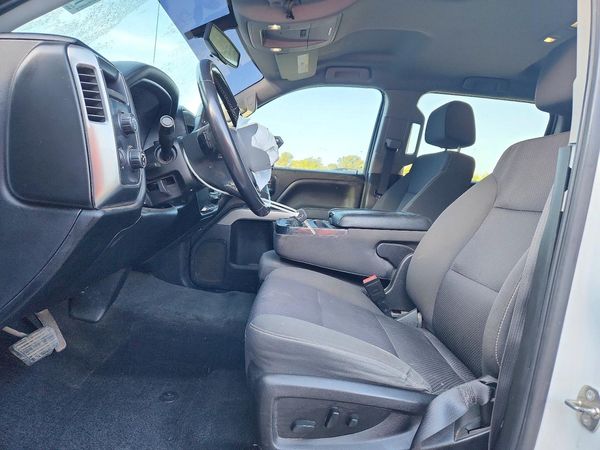 2018 CHEVROLET SILVERADO LT — DENT