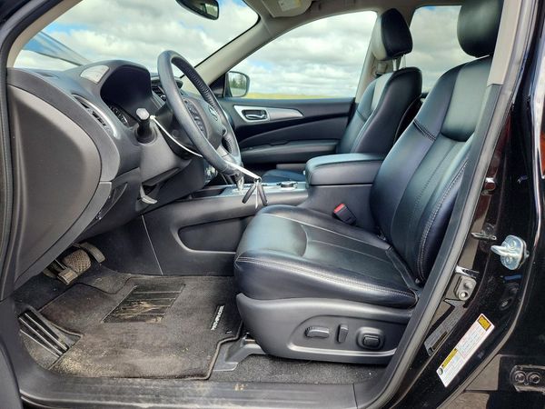 2020 NISSAN PATHFINDER SL — DENT