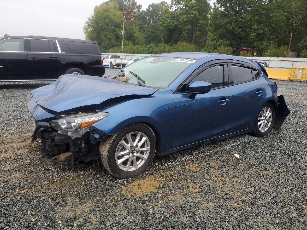 2018 MAZDA 3 Sport — Front 3/4