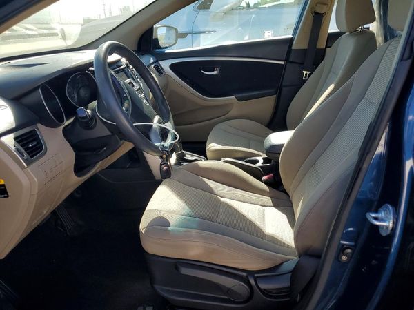 2015 HYUNDAI ELANTRA GLS(Middle grade) — DENT