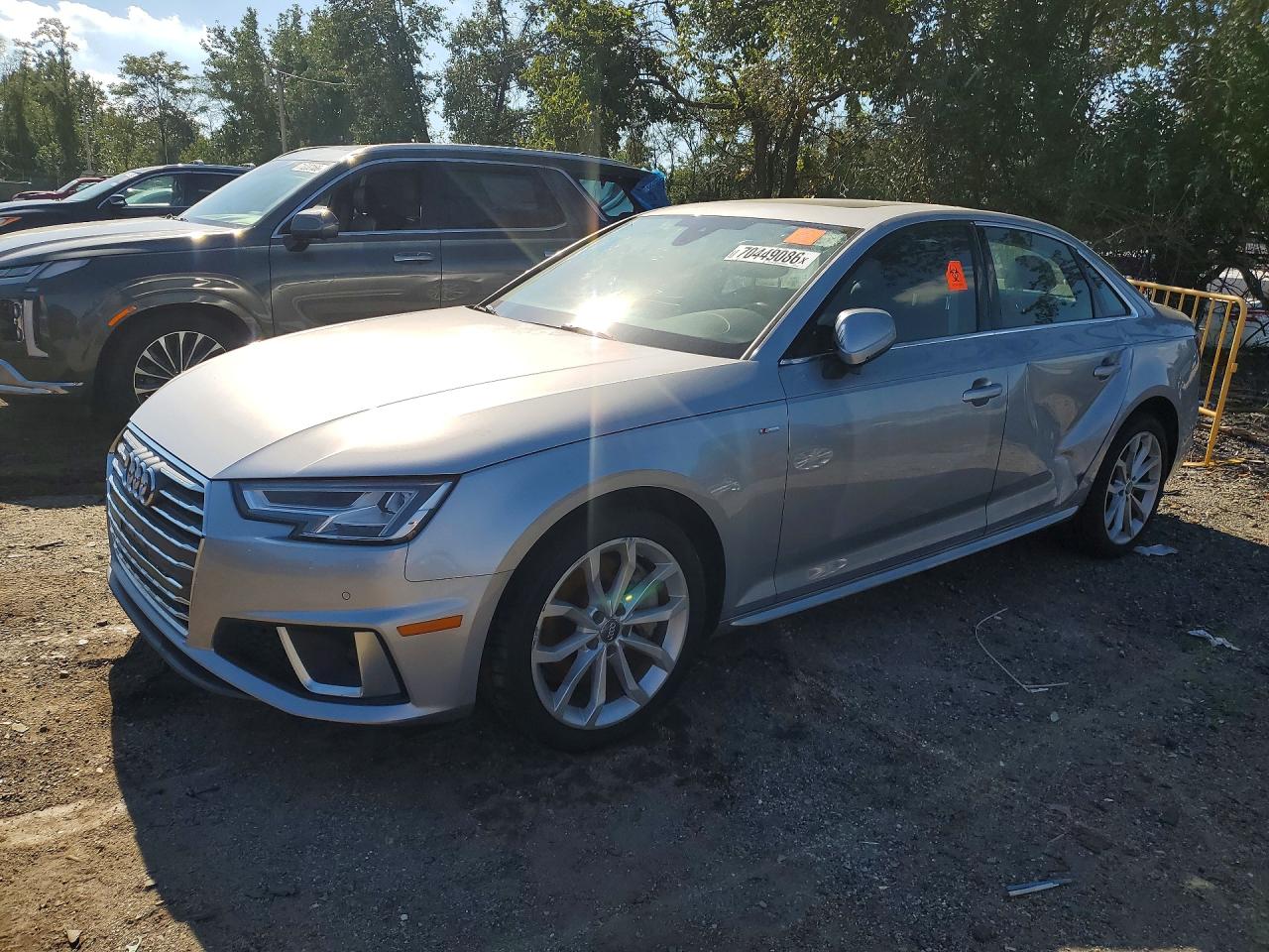 2019 AUDI A4 quattro Premium Plus — Front 3/4