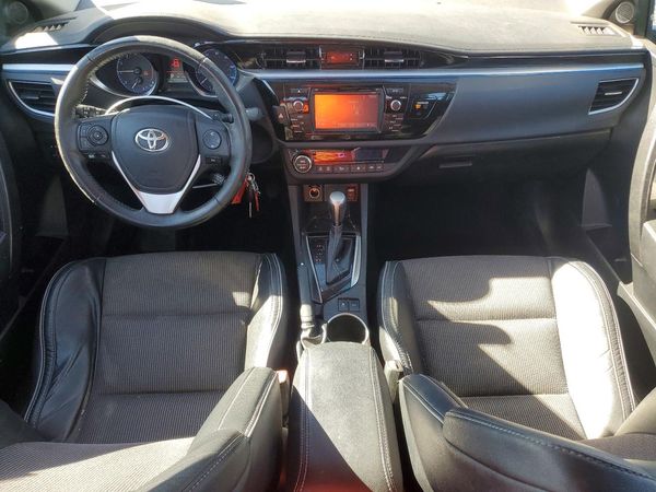 2015 TOYOTA COROLLA L/LE — CKPT